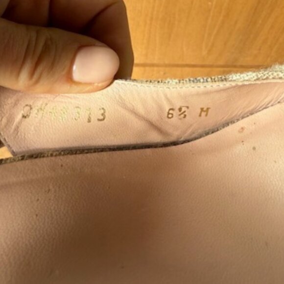 Pre-Loved Stuart Weitzman Camo Peep-Toe Cork Wedge Slingback - Size 6 - Picture 7 of 8